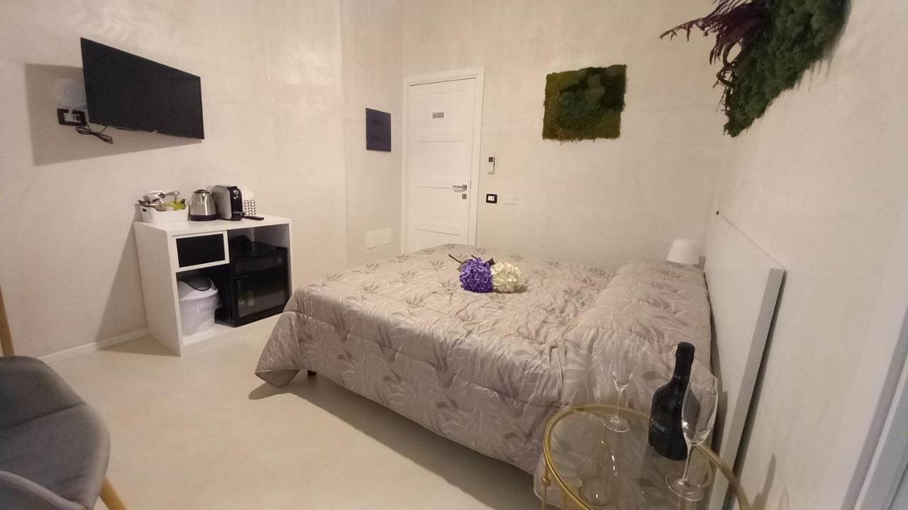 Flower Rooms 칼리아리 외부 사진